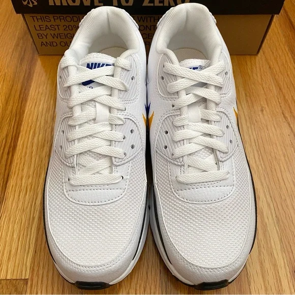 Nike Air Max 90 Women’s Sneakers - Picture 3 of 7
